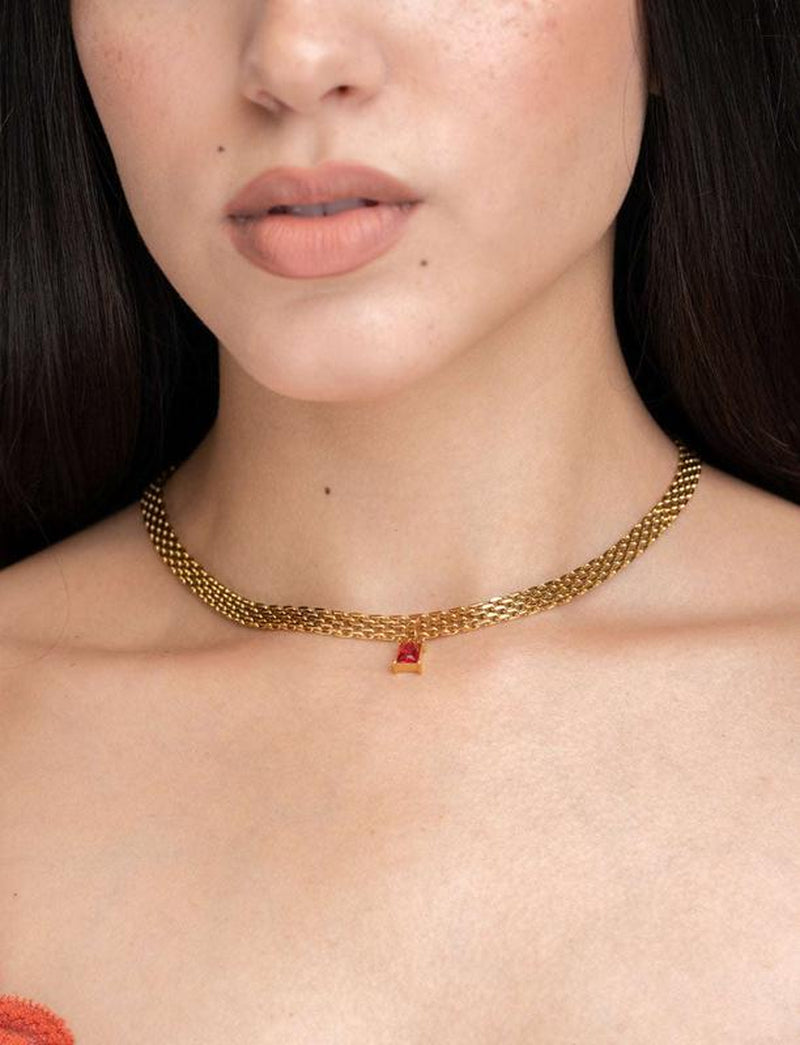 Minimalist Charlotte Necklace for Unisex with High-Quality Stainless Steel and Gold Plating