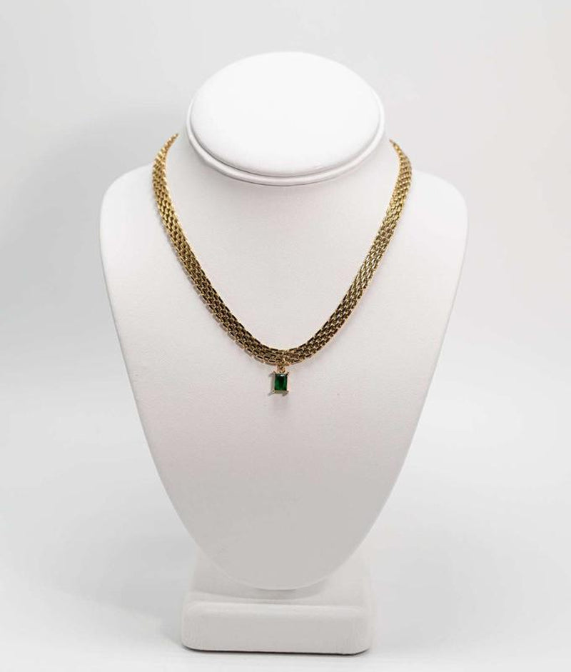 Minimalist Charlotte Necklace for Unisex with High-Quality Stainless Steel and Gold Plating